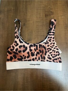 Missguided + Leopard Print Scoop Sport Bralette in Brown and Black